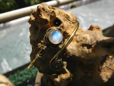 Rainbow Moonstone Lotus Bangle by Avashy